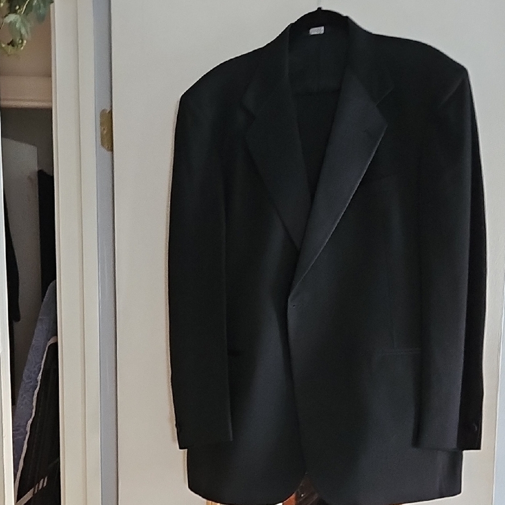 Black Satin Lapel Sport Coat Wool Blend